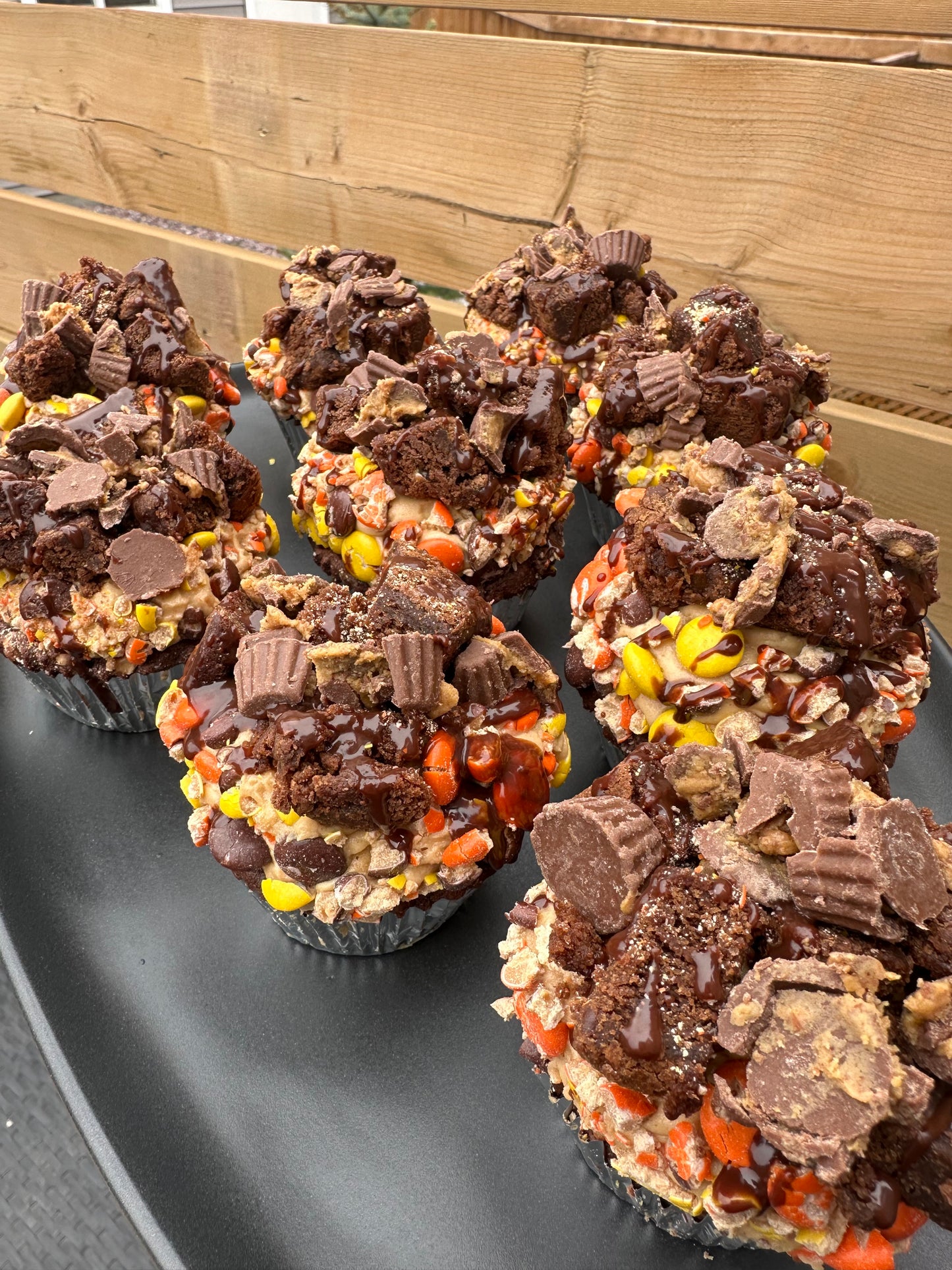 Reese’s Brownie Cookie Cupcakes