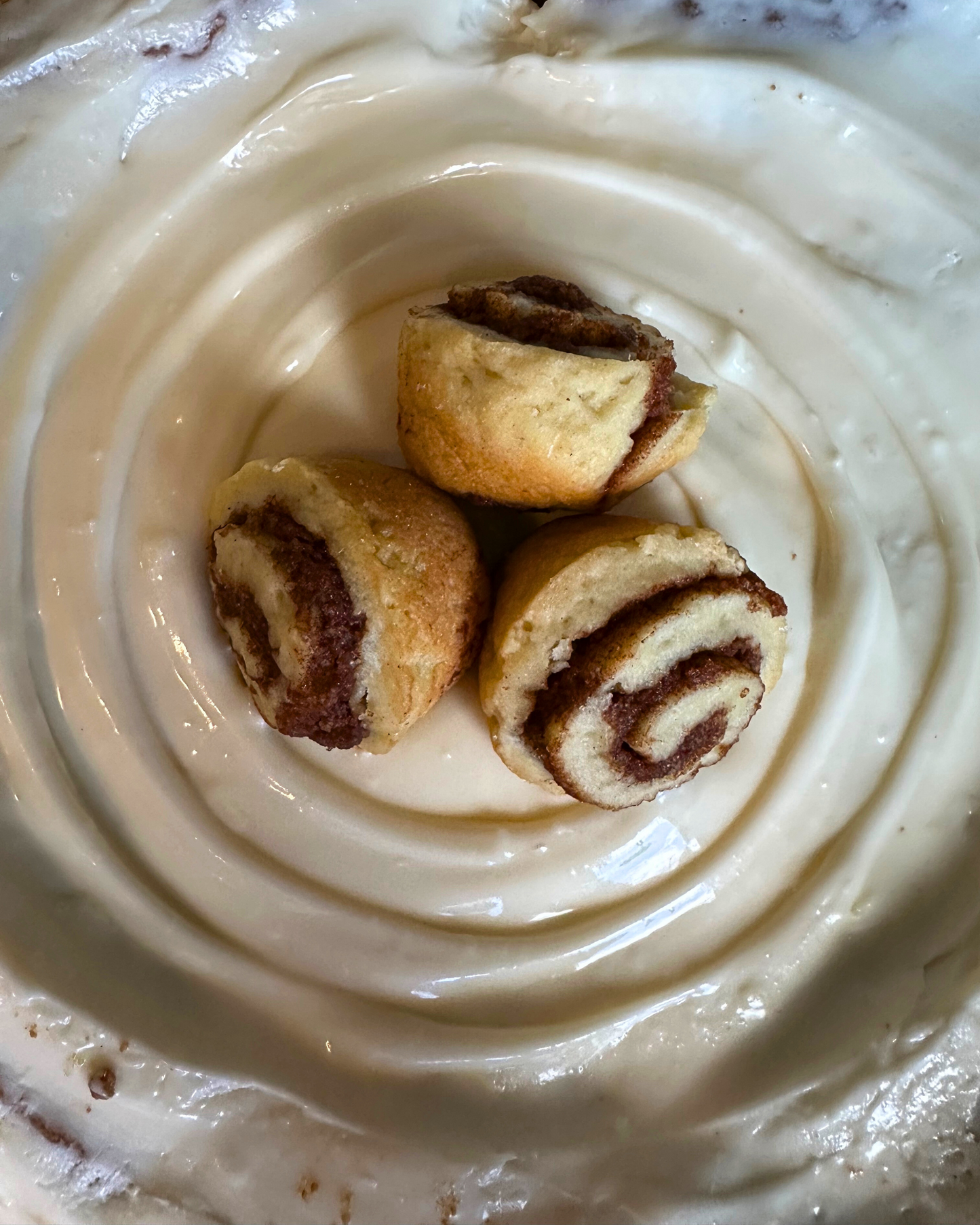 Cinnamon Bun Swirl Cake