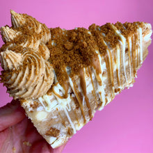 Load image into Gallery viewer, Cheesecake Stuffed Kake Slice